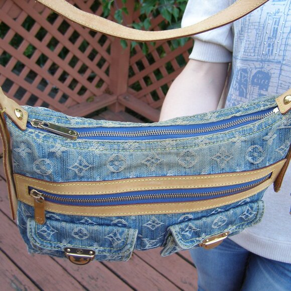 💙 LOUIS VUITTON Denim Monogram Baggy CROSSBODY MESSENGER BAG - Picture 12 of 16